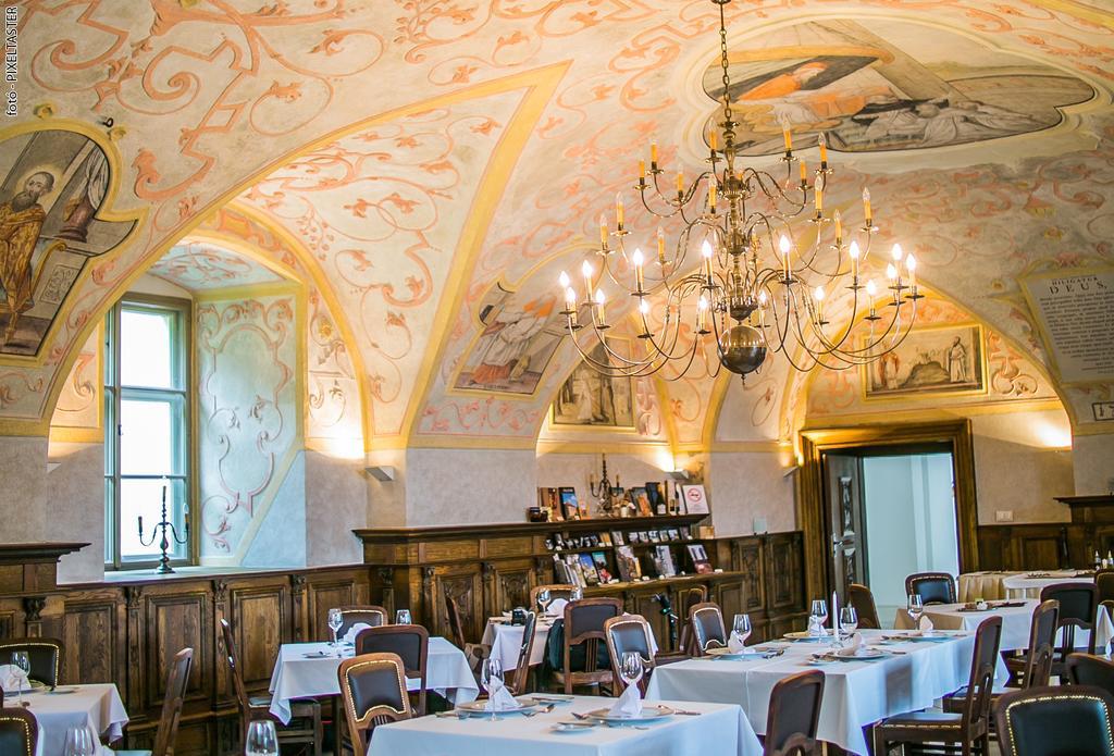 Sopron Monastery Hotel Ngoại thất bức ảnh