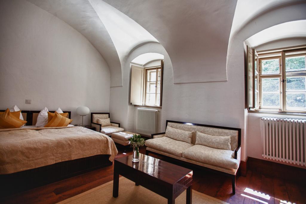 Sopron Monastery Hotel Ngoại thất bức ảnh
