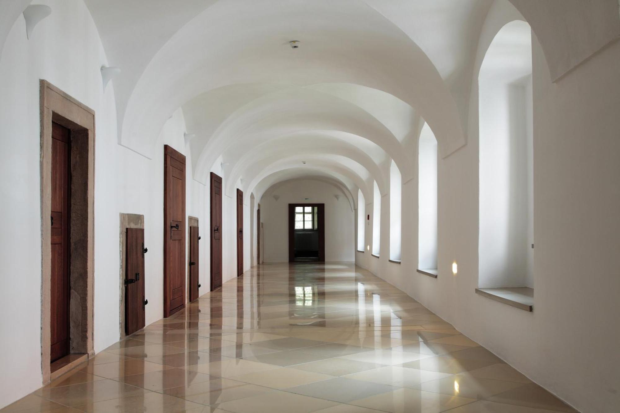 Sopron Monastery Hotel Ngoại thất bức ảnh