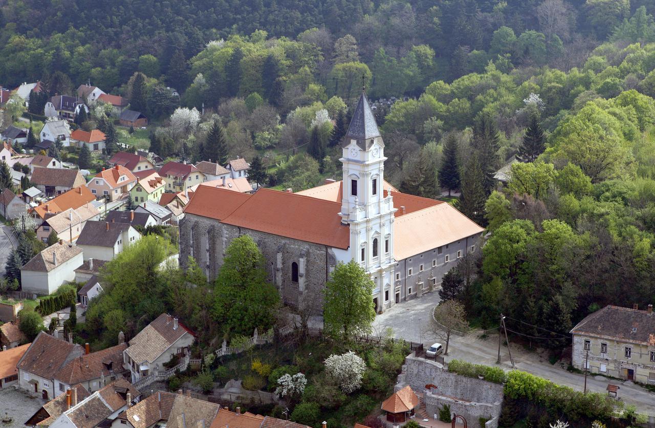 Sopron Monastery Hotel Ngoại thất bức ảnh